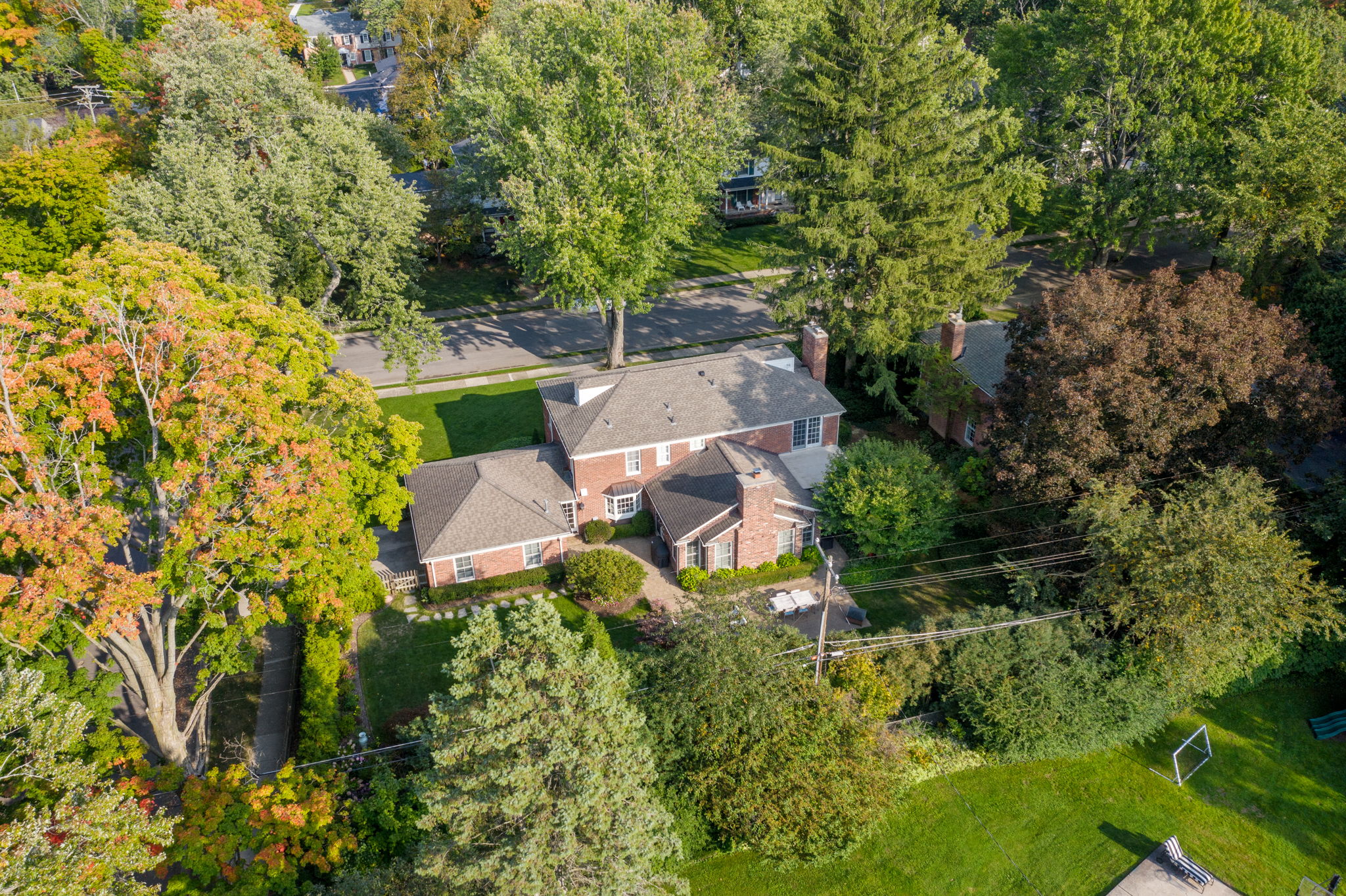 1087 Westwood Dr, Birmingham, MI 48009, US Photo 3