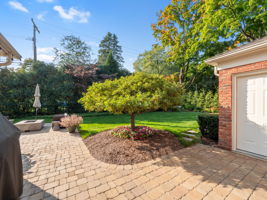 1087 Westwood Dr, Birmingham, MI 48009, US Photo 9
