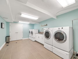 1087 Westwood Dr, Birmingham, MI 48009, US Photo 25