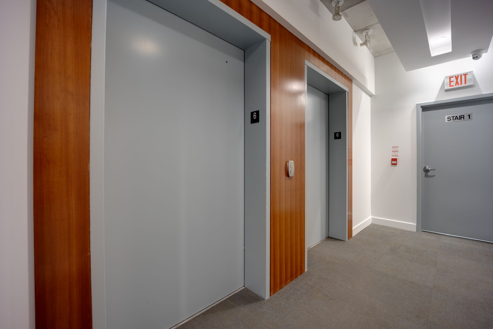 20 Stewart St - Unit 604, Toronto, ON M5V 1H6, CA Photo 4