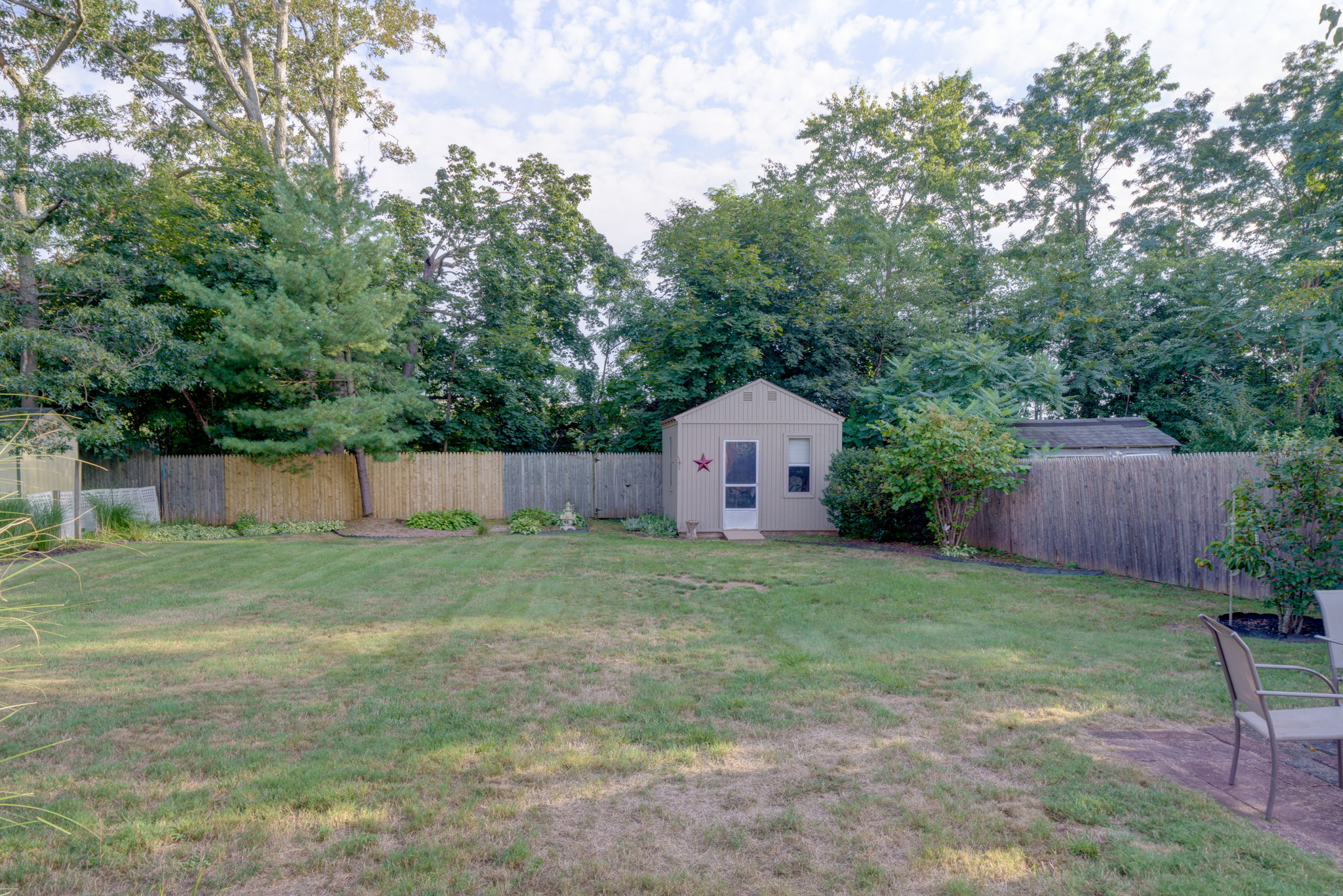 36 Lawncrest Dr, Southington, CT 06489, USA Photo 4