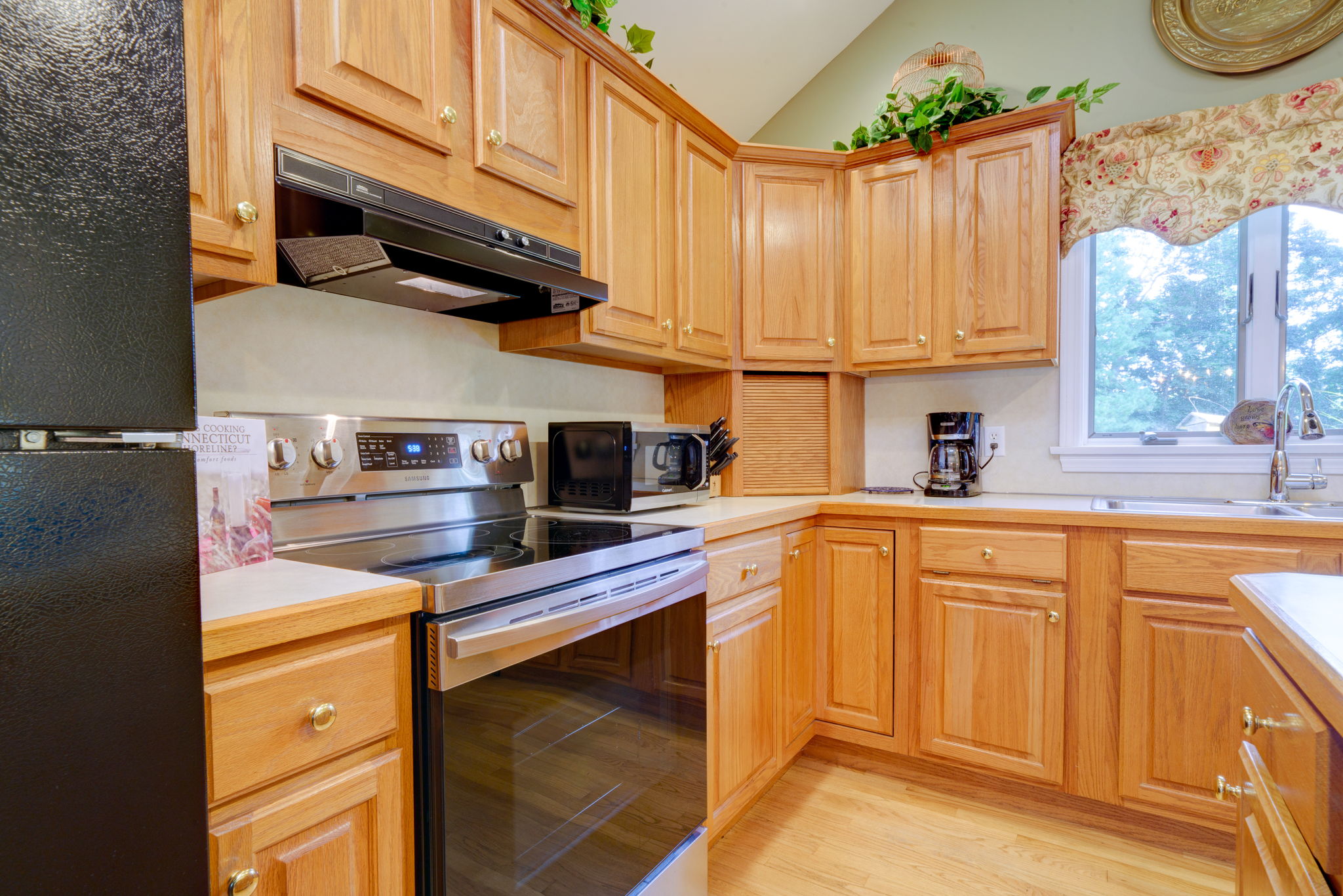 36 Lawncrest Dr, Southington, CT 06489, USA Photo 18