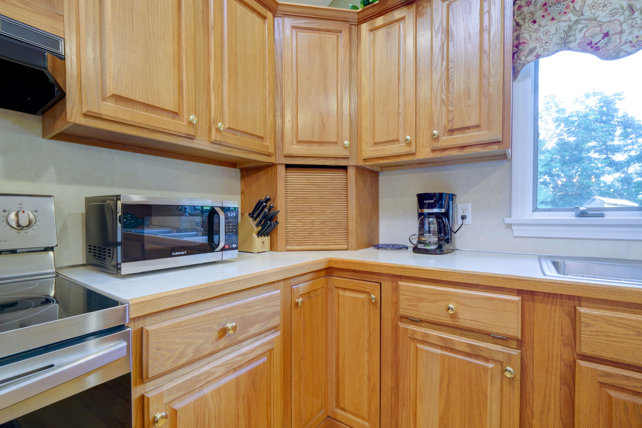 36 Lawncrest Dr, Southington, CT 06489, USA Photo 19