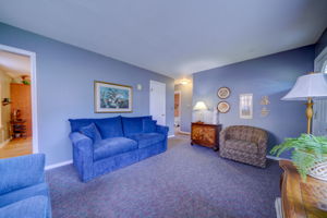 36 Lawncrest Dr, Southington, CT 06489, USA Photo 27