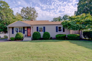 36 Lawncrest Dr, Southington, CT 06489, USA Photo 1