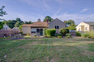 36 Lawncrest Dr, Southington, CT 06489, USA Photo 8