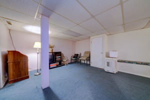 36 Lawncrest Dr, Southington, CT 06489, USA Photo 37