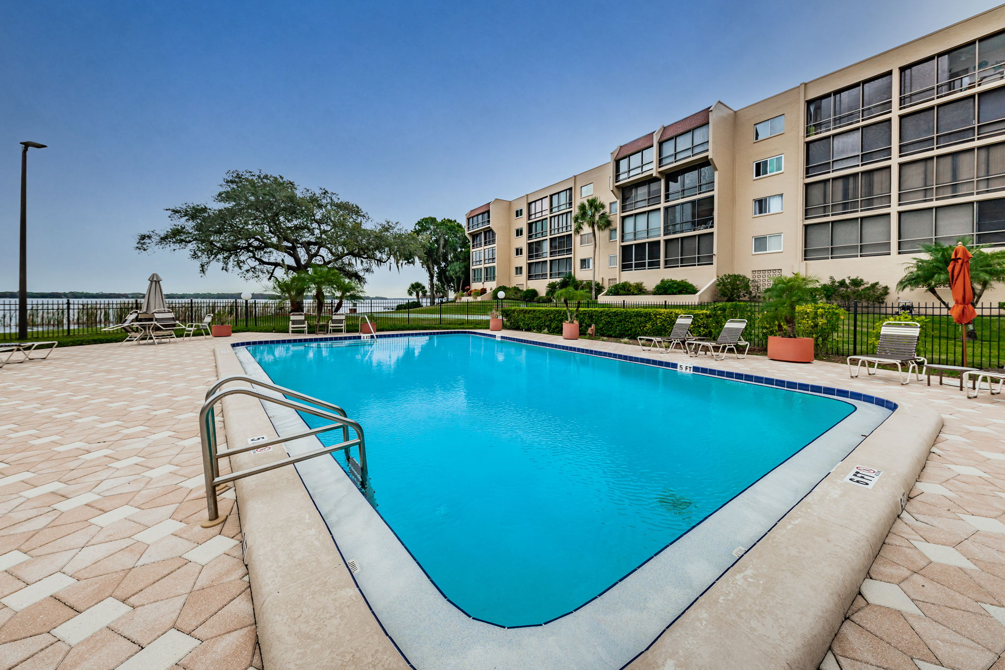 39-Pool