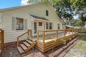 Side of Home/Deck