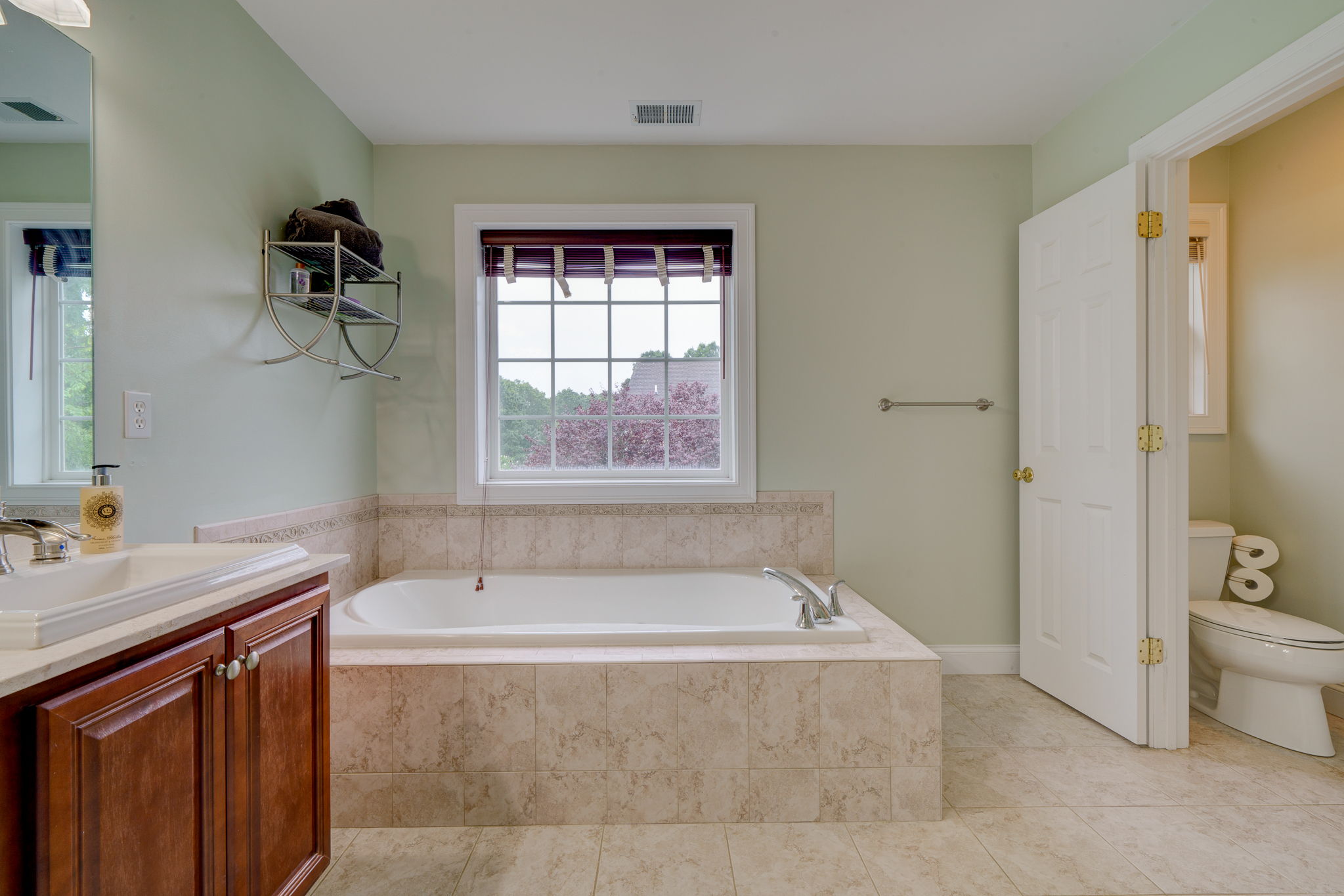 10 Parsons Ct, Manchester, CT 06040, USA Photo 35