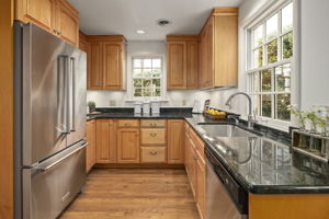 3135 17th St N, Arlington, VA 22201, US Photo 22