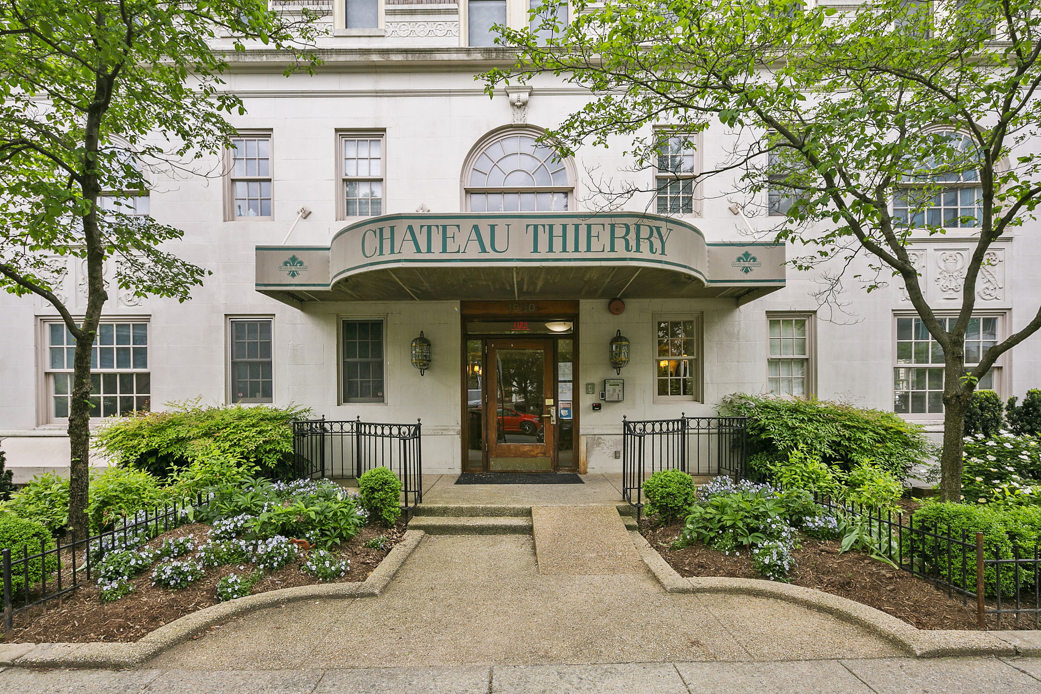 1920 S St NW #402, Washington, D.C., DC 20009, US Photo 6