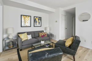 1920 S St NW #402, Washington, D.C., DC 20009, US Photo 12