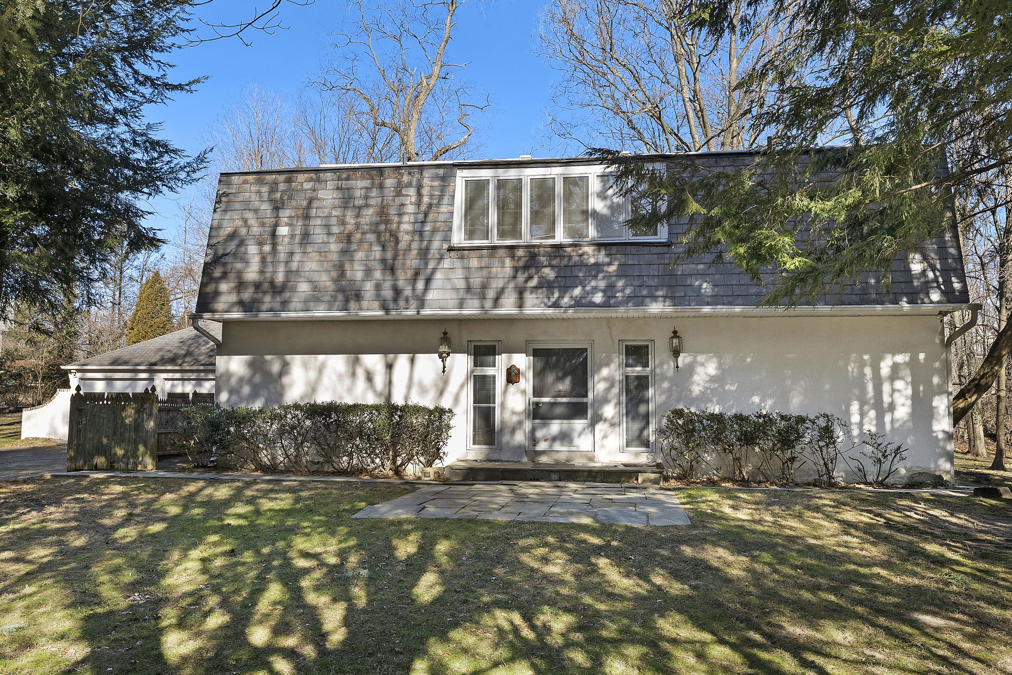 919 Laburnum Ln, Wyncote, PA 19095, US Photo 4