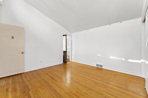 919 Laburnum Ln, Wyncote, PA 19095, US Photo 26