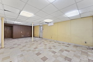 919 Laburnum Ln, Wyncote, PA 19095, US Photo 30