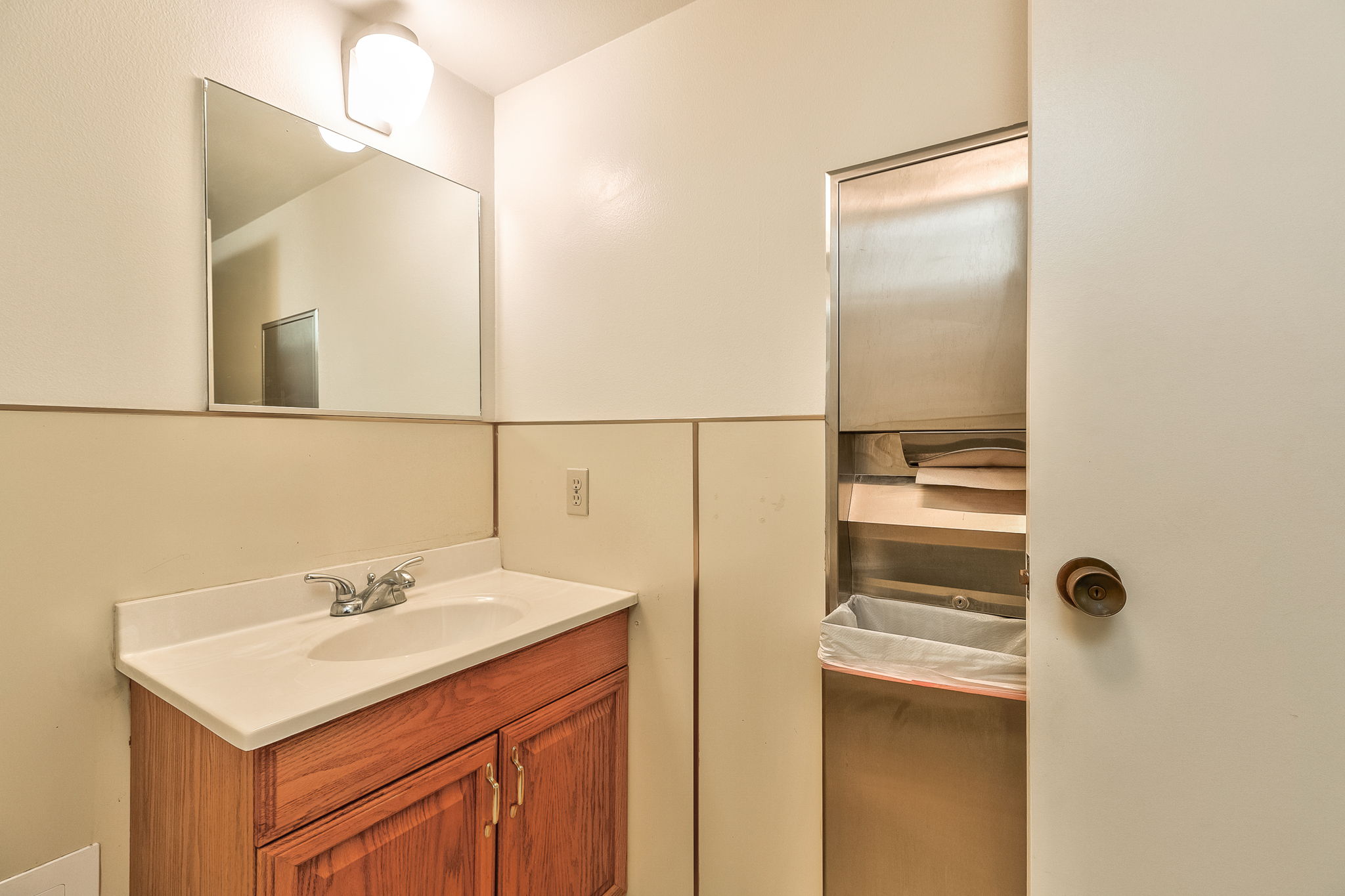 5550 Telegraph Rd Unit C3, Ventura, CA 93003, US Photo 12