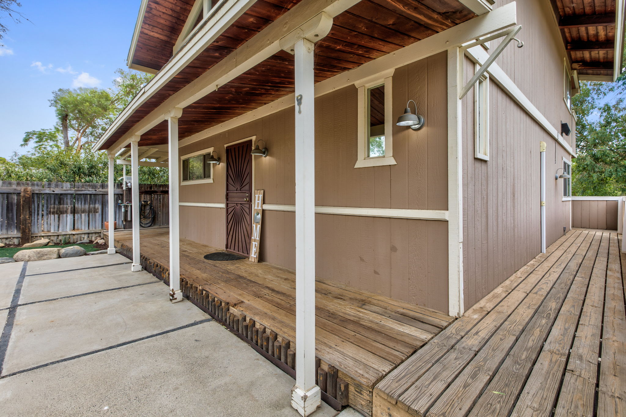 16875 Sannelle St, Lake Elsinore, CA 92530, USA Photo 3