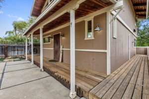 16875 Sannelle St, Lake Elsinore, CA 92530, USA Photo 2