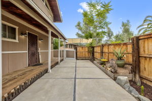 16875 Sannelle St, Lake Elsinore, CA 92530, USA Photo 5