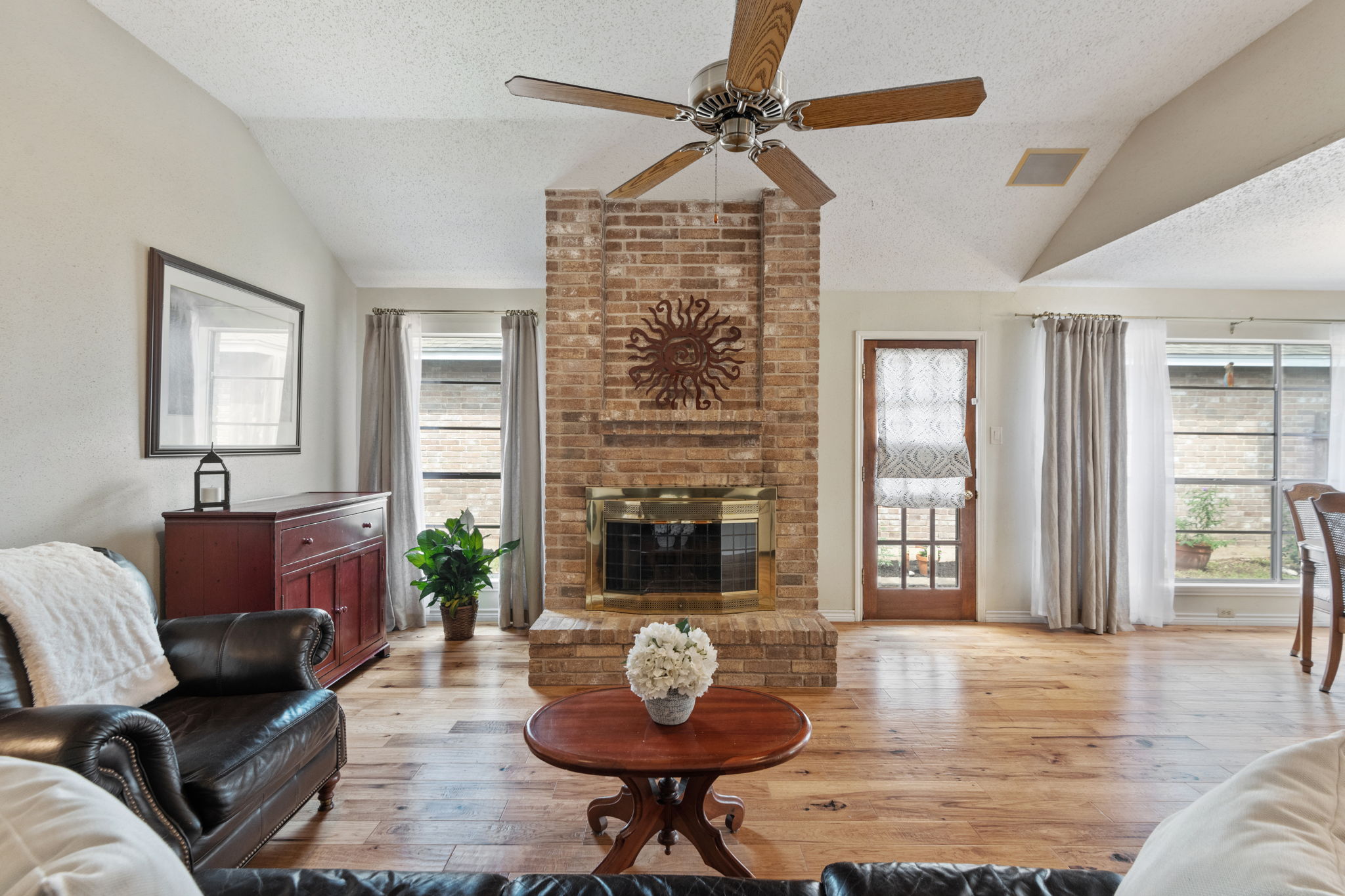 3515 Brandon Yates, San Antonio, TX 78217 Nicholas M. Bailey