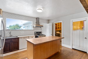 1610 Harvey St, Austin, TX 78702, USA Photo 10