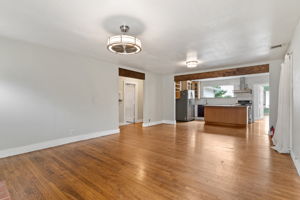 1610 Harvey St, Austin, TX 78702, USA Photo 6