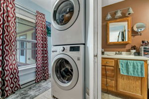 14 Crystal Ave, Derry, NH 03038, US Photo 10