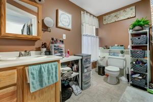 14 Crystal Ave, Derry, NH 03038, US Photo 8