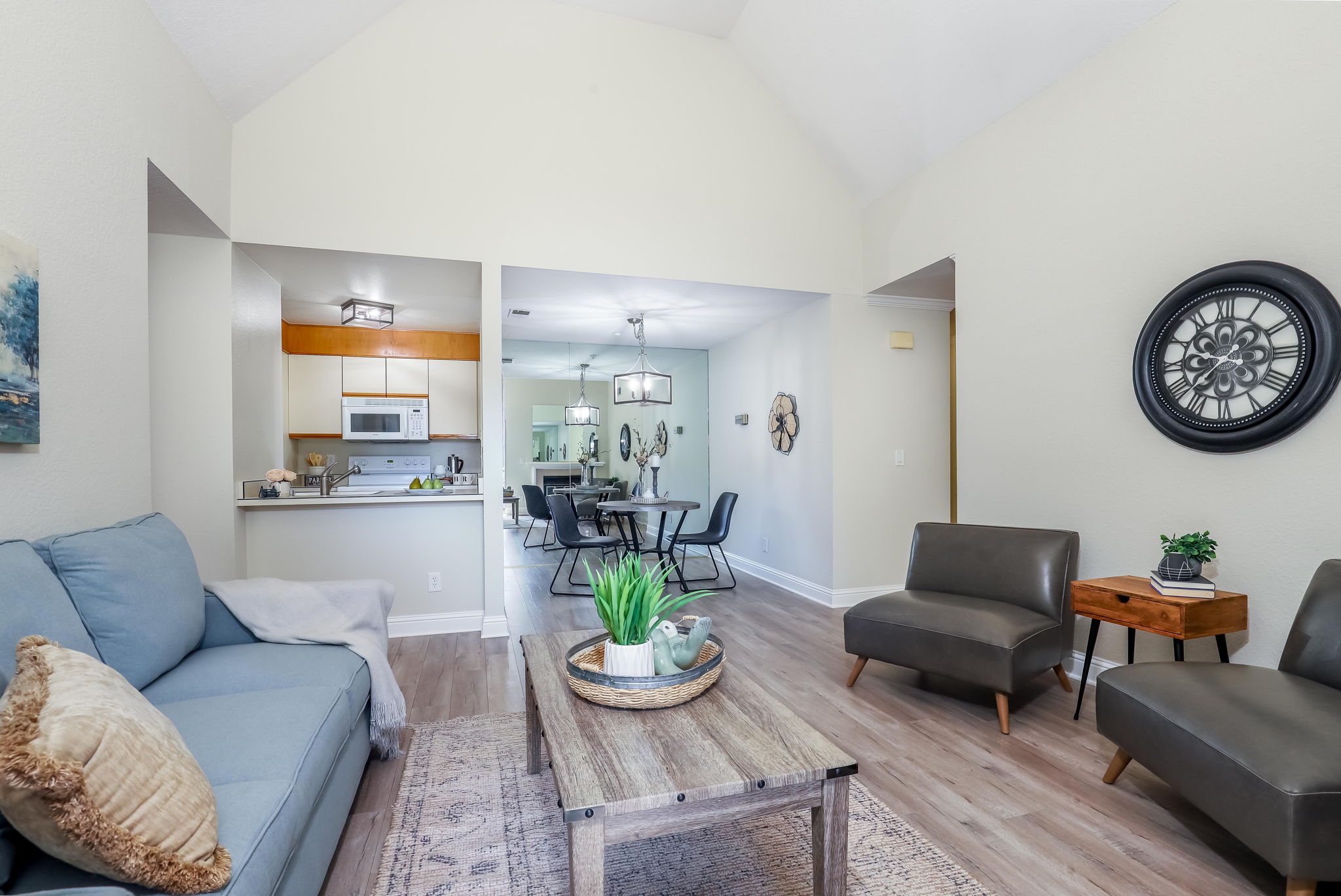 3183 Wayside Plaza, Walnut Creek, CA 94597, USA Photo 2