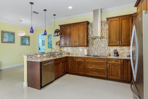 412 NW 32nd Pl, Cape Coral, FL 33993, USA Photo 14