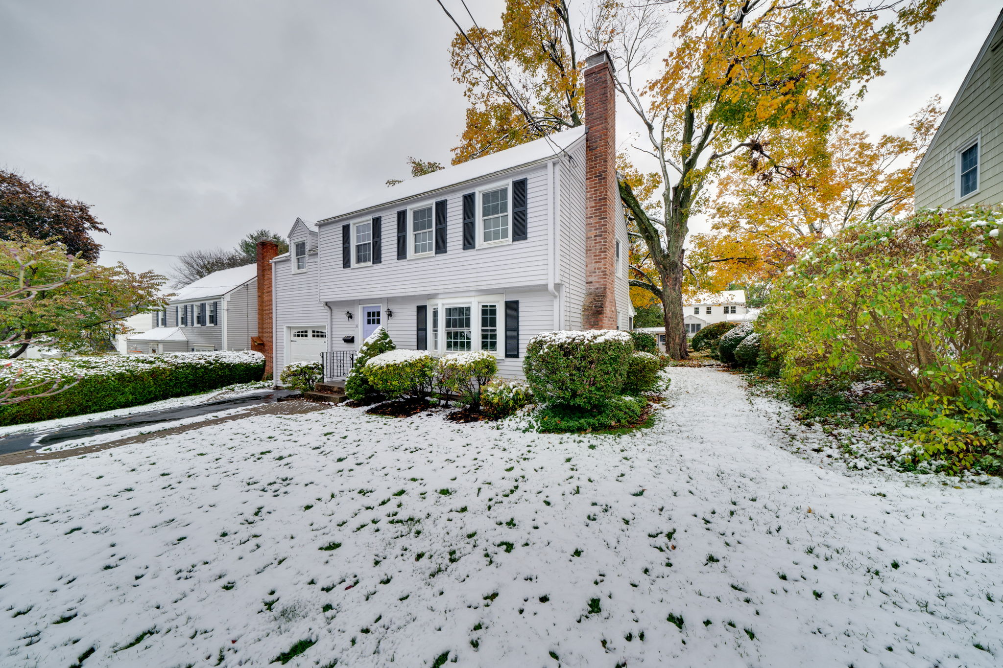 31 Crestwood Rd, West Hartford, CT 06107, US Photo 5