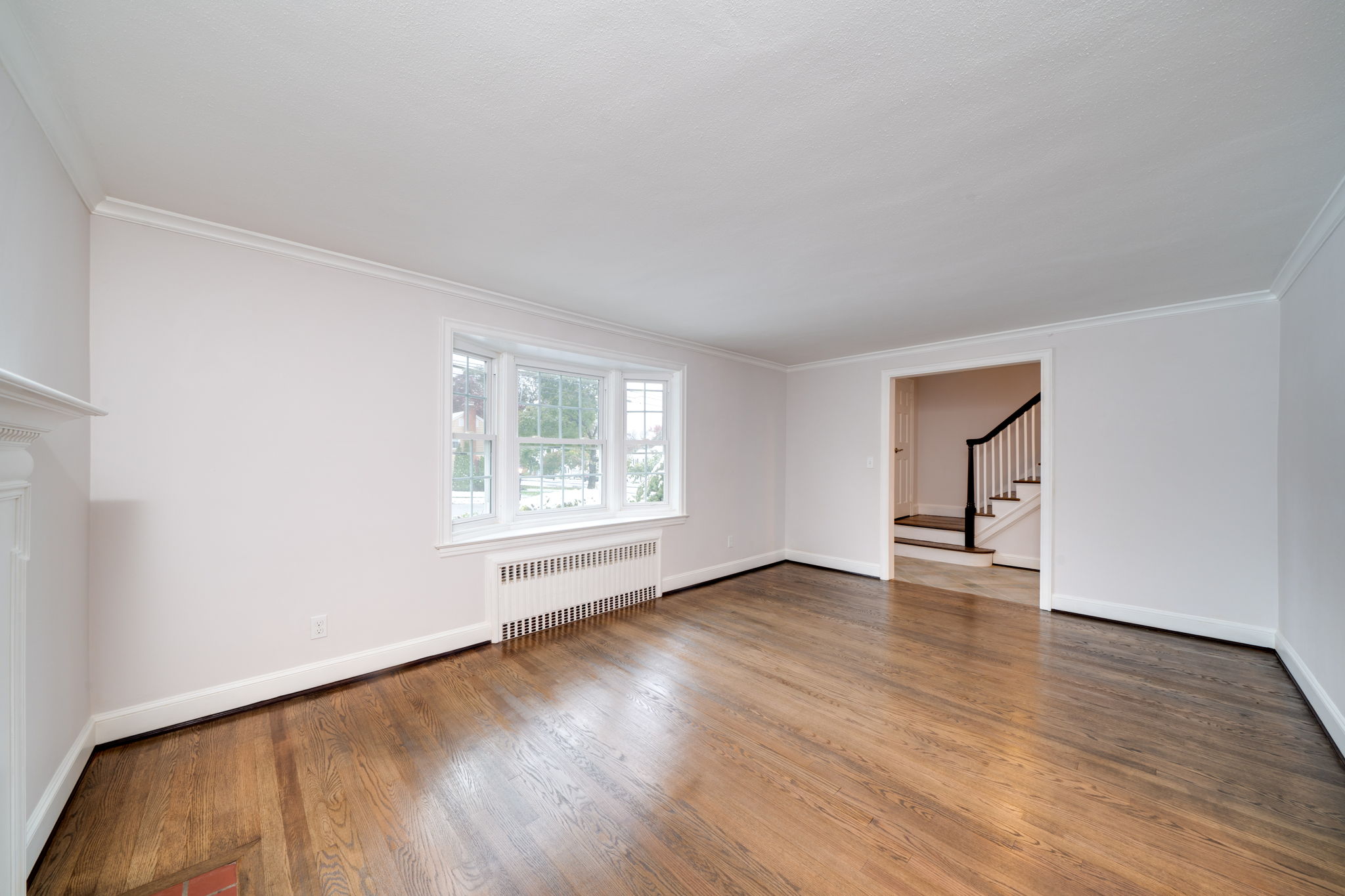 31 Crestwood Rd, West Hartford, CT 06107, US Photo 8