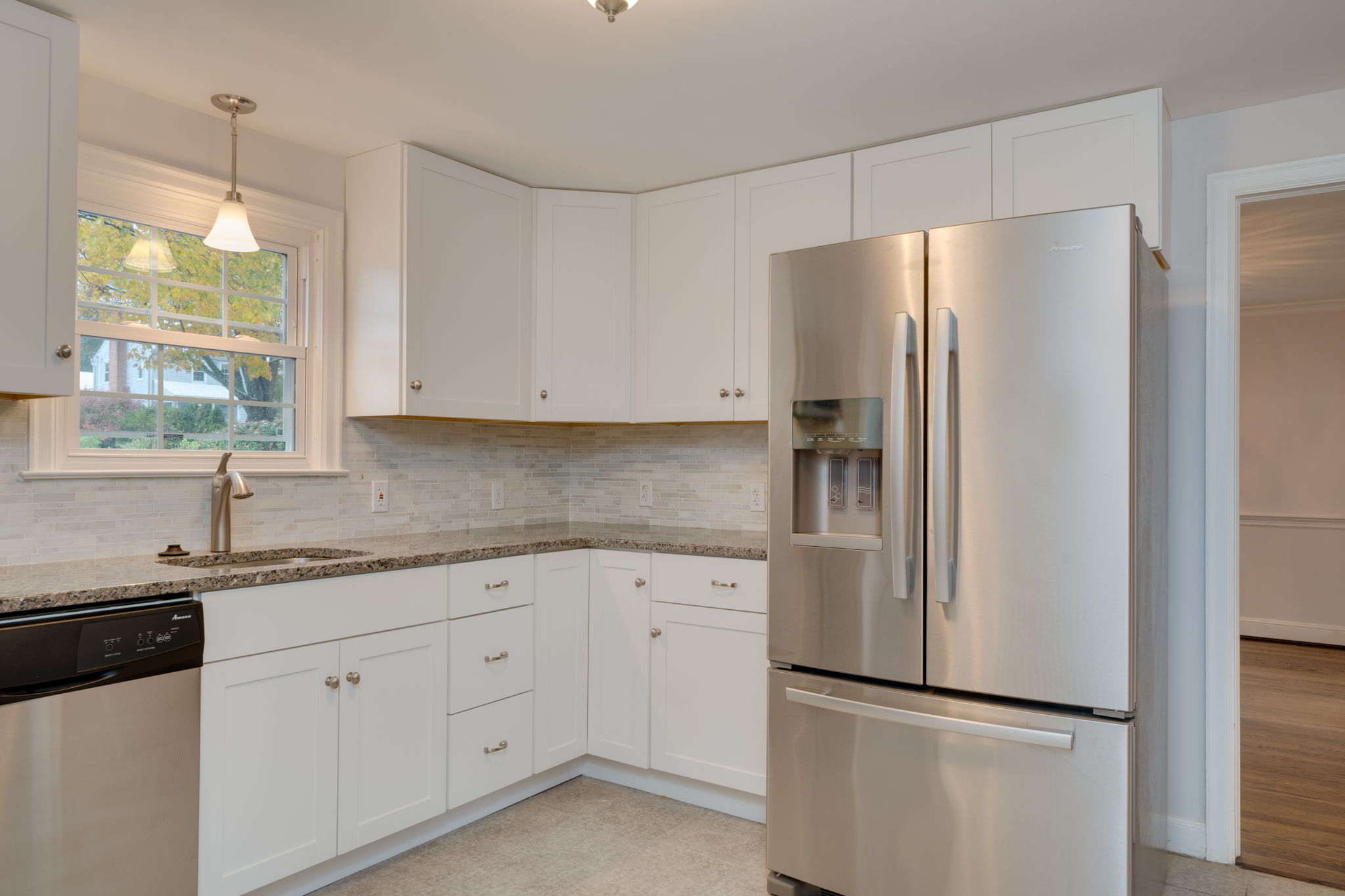 31 Crestwood Rd, West Hartford, CT 06107, US Photo 18