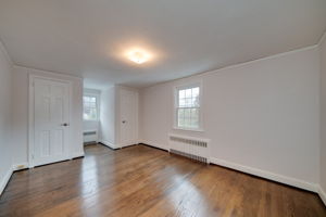 31 Crestwood Rd, West Hartford, CT 06107, US Photo 26