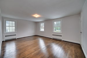 31 Crestwood Rd, West Hartford, CT 06107, US Photo 29