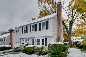 31 Crestwood Rd, West Hartford, CT 06107, US Photo 3