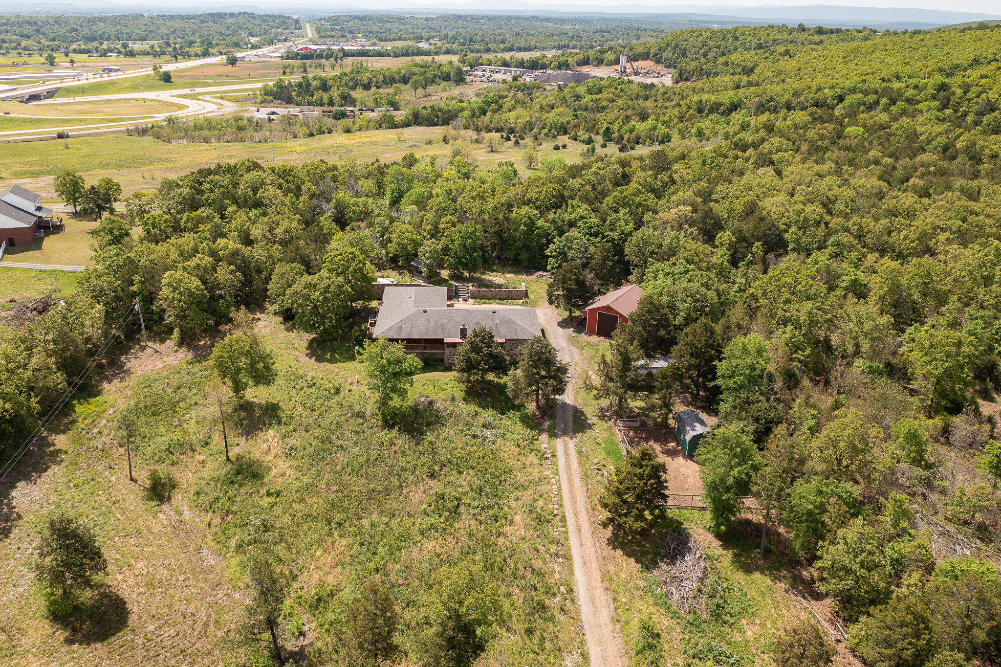 709 E Pleasant Valley Rd, Poteau Premier Photography