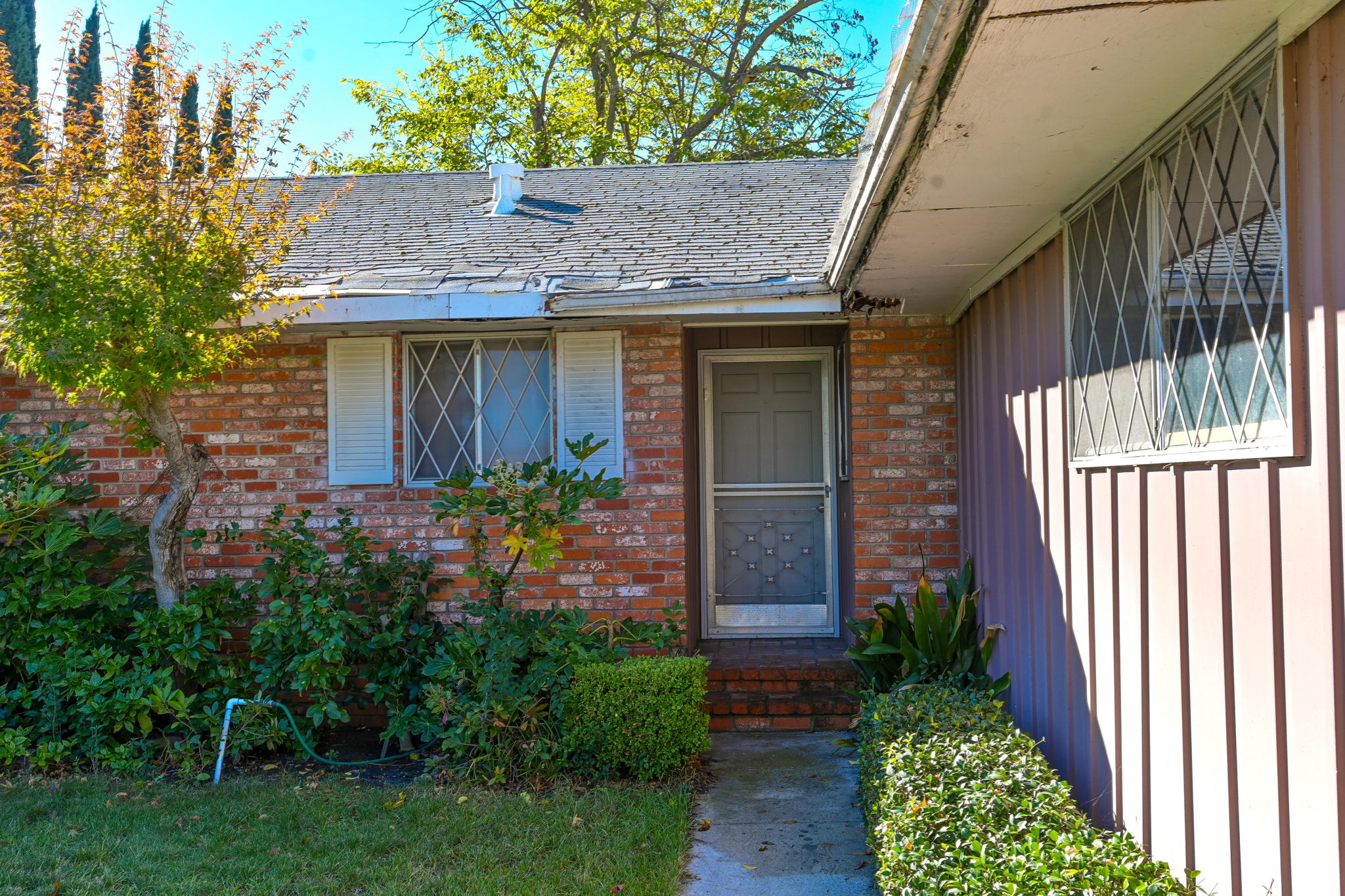 1089 Mohr Ln, Concord, CA 94518, USA Photo 3