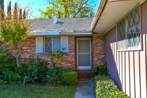 1089 Mohr Ln, Concord, CA 94518, USA Photo 2