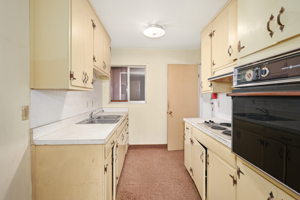 1089 Mohr Ln, Concord, CA 94518, USA Photo 6