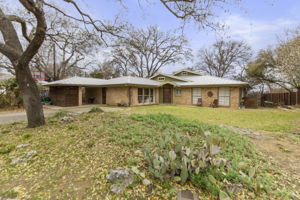902 Bluebonnet Ln, Austin, TX 78704, US Photo 1