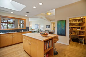 902 Bluebonnet Ln, Austin, TX 78704, US Photo 20