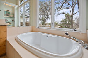 902 Bluebonnet Ln, Austin, TX 78704, US Photo 45
