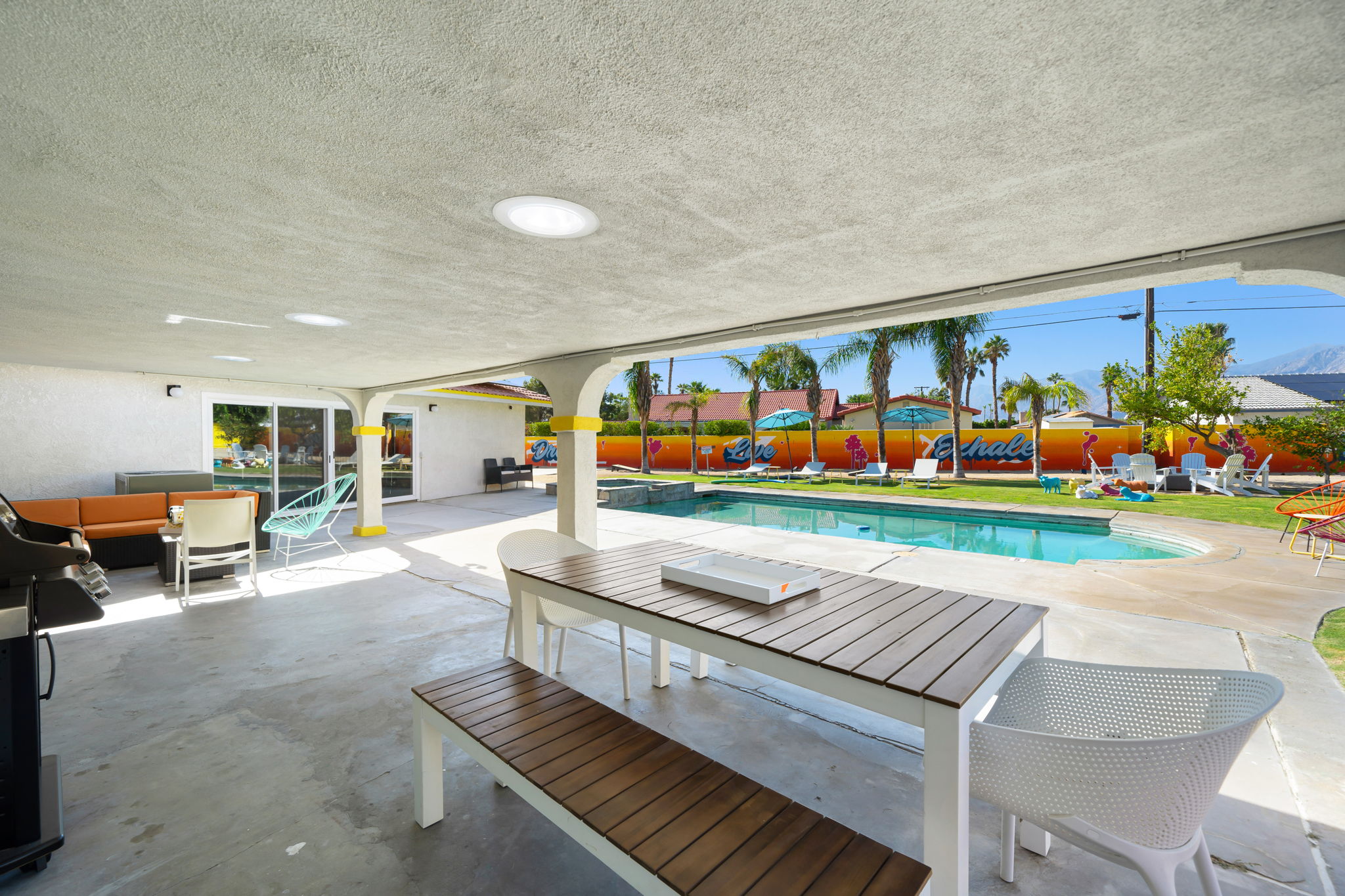 2099 E Racquet Club Rd, Palm Springs, CA 92262, USA Photo 32