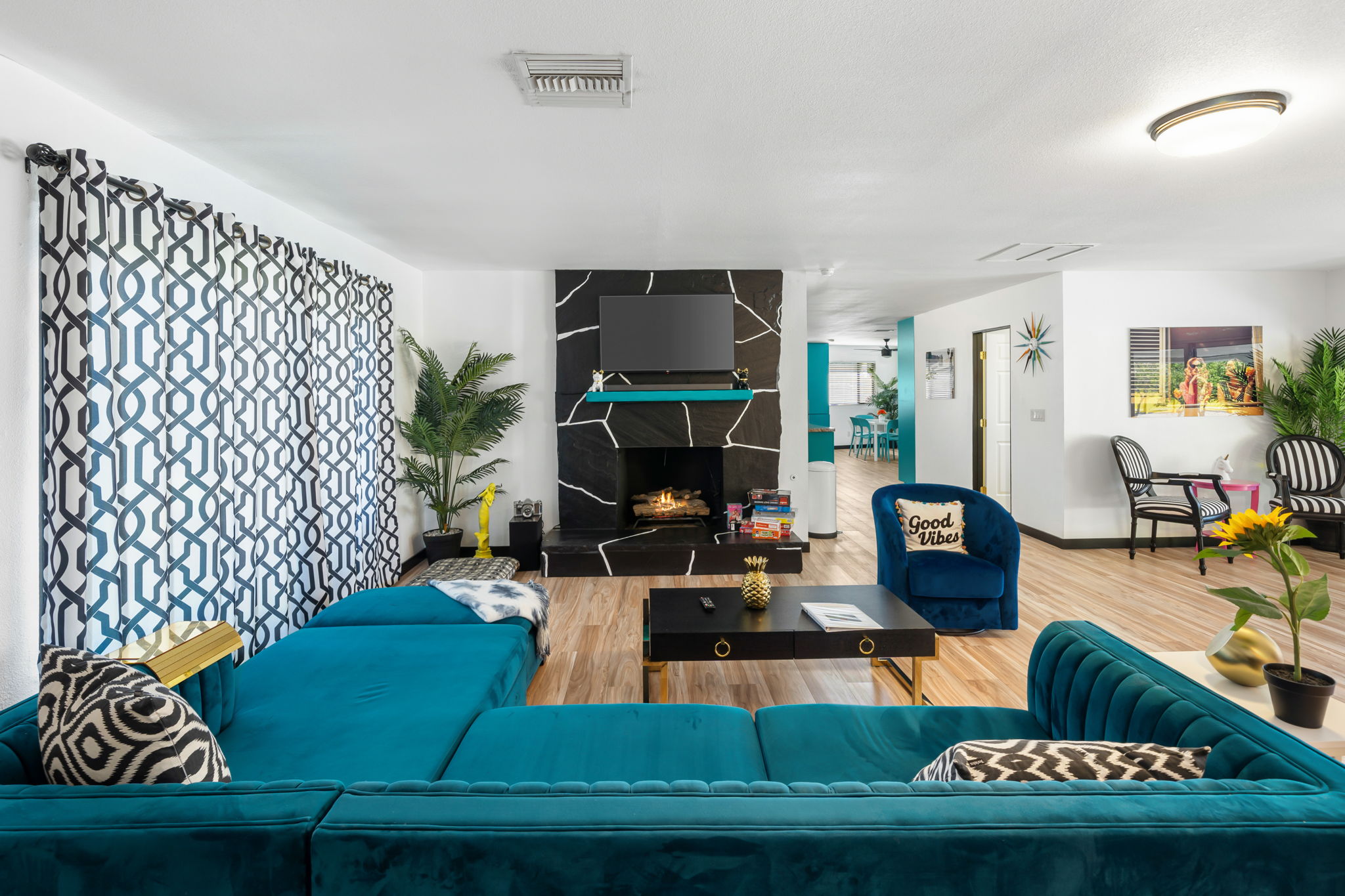 2099 E Racquet Club Rd, Palm Springs, CA 92262, USA Photo 13