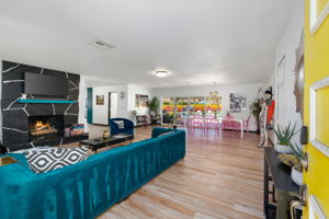 2099 E Racquet Club Rd, Palm Springs, CA 92262, USA Photo 11