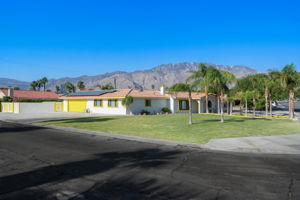 2099 E Racquet Club Rd, Palm Springs, CA 92262, USA Photo 3