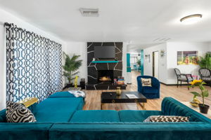 2099 E Racquet Club Rd, Palm Springs, CA 92262, USA Photo 12