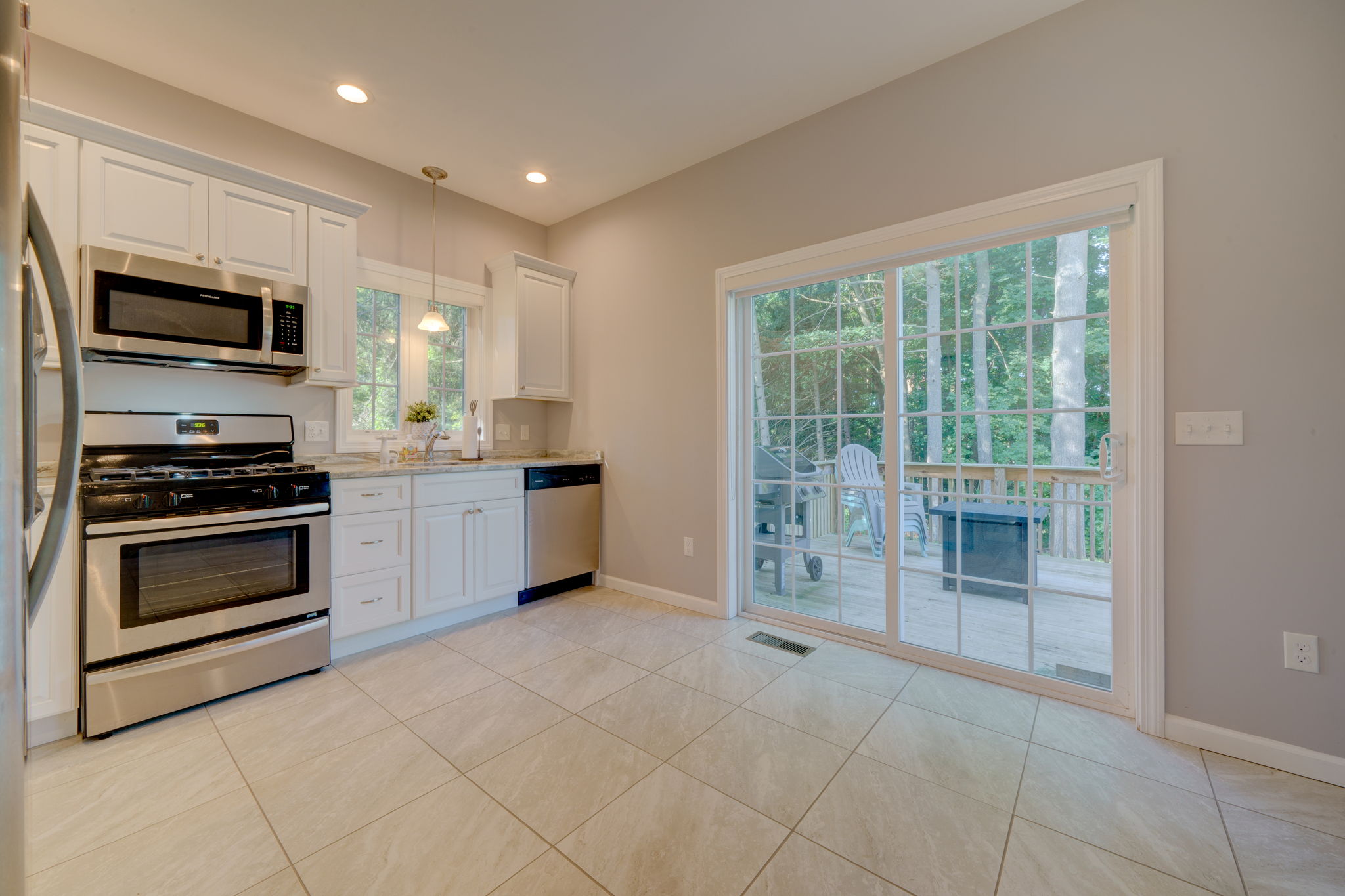 55 Hunting Hill Ave, Middletown, CT 06457, USA Photo 23